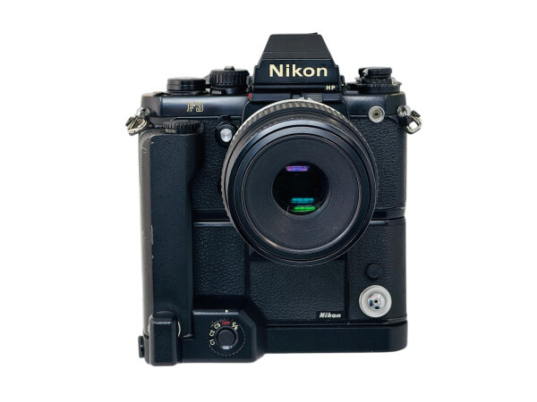 Nikon F3 HP mit MD-4 + Objektiv Nikon micro nikkor 105mm 1:4