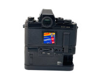 Nikon F3 HP mit MD-4 + Objektiv Nikon micro nikkor 105mm 1:4