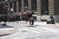 The Walking Dead - Erste Staffel -- Limited Edition ( 2 Blu-Rays )- Top Zustand